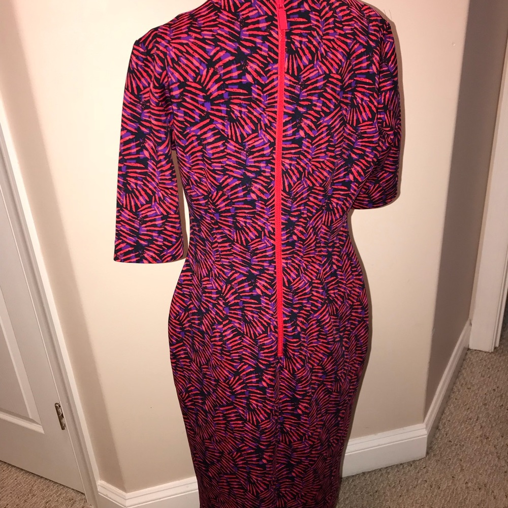 Dress - Picture 2 of 3